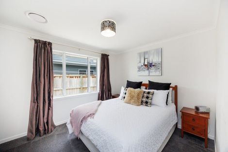 Photo of property in 3 Tennyson Avenue, Kelvin Grove, Palmerston North, 4414