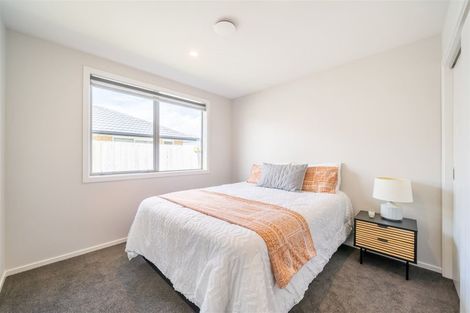 Photo of property in 14 Poulson Grove, Trentham, Upper Hutt, 5018