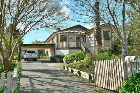 Photo of property in 20 Downer Street, Helensville, 0800