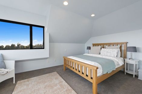 Photo of property in 39a Clovelly Road, Bucklands Beach, Auckland, 2012