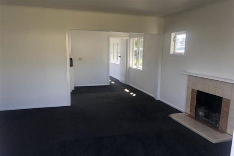 Photo of property in 2/52 College Road, Northcote, Auckland, 0627