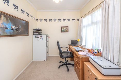 Photo of property in 20 Great North Road, Saint Johns Hill, Whanganui, 4500