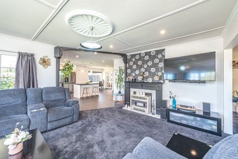 Photo of property in 2 Montgomery Road, Otamatea, Whanganui, 4501