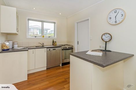 Photo of property in 1 Anna Watson Road, Half Moon Bay, Auckland, 2012