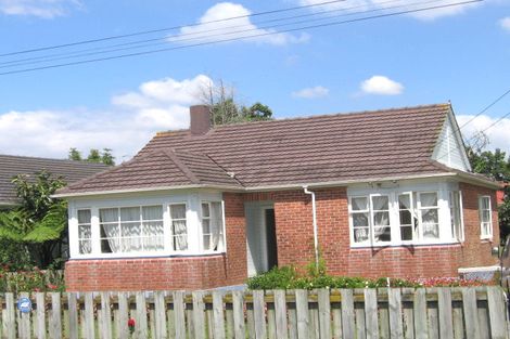 Photo of property in 7 Alamein Terrace, Mount Albert, Auckland, 1025