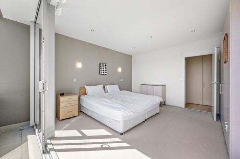 Photo of property in Sanctum Apartment, 10ua72 Ebor Street, Te Aro, Wellington, 6011