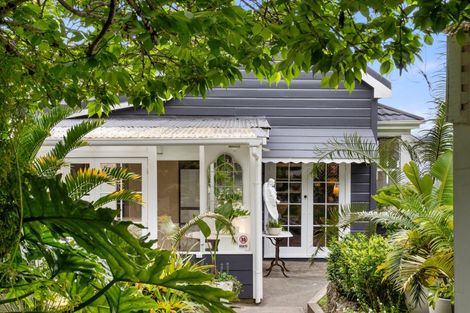 Photo of property in 21 Hornsey Road, Bluff Hill, Napier, 4110