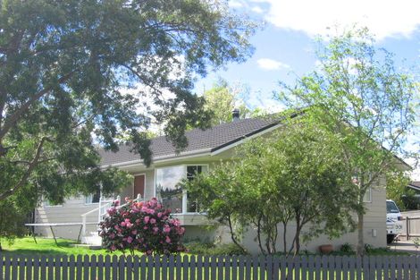 Photo of property in 5 Wembley Place, Richmond Heights, Taupo, 3330