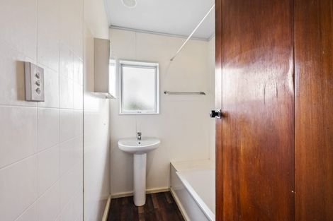 Photo of property in 18 Montrose Avenue, Culverden, 7392