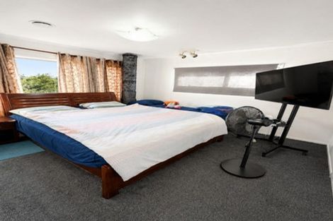 Photo of property in 1/15 Roseberry Avenue, Birkenhead, Auckland, 0626
