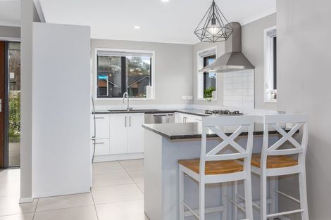 Photo of property in 1 Genoa Place, Whitby, Porirua, 5024