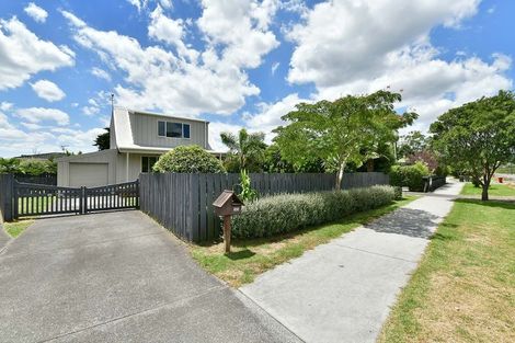 Photo of property in 53 Springs Road, Parakai, 0830