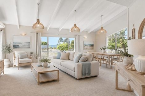 Photo of property in 304 Manly Street, Paraparaumu Beach, Paraparaumu, 5032