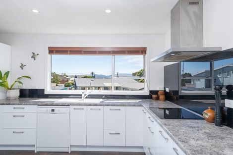 Photo of property in 7 Livet Place, Papakowhai, Porirua, 5024