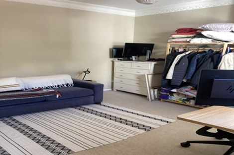 Photo of property in 35 Melrose Road, Island Bay, Wellington, 6023