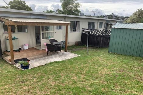 Photo of property in 1/29 Ludlow Terrace, Totara Vale, Auckland, 0627