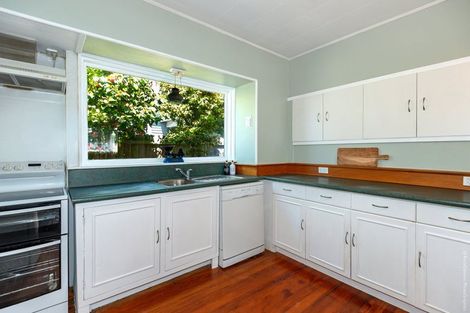 Photo of property in 44 Windermere Road, Papanui, Christchurch, 8053