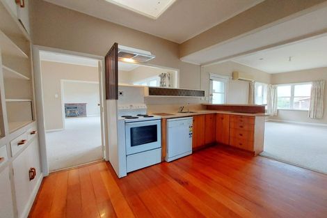 Photo of property in 42 Hillcrest Road, Hillcrest, Hamilton, 3216