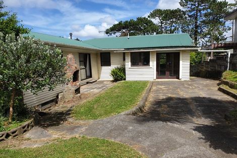 Photo of property in 16 Lewis Street, Blockhouse Bay, Auckland, 0600