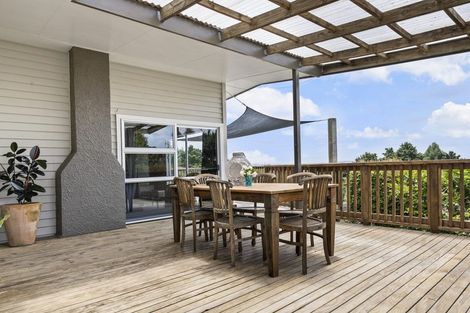 Photo of property in 218 Massey Road, Waipu, 0582