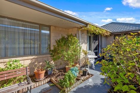 Photo of property in 2/241 Matsons Avenue, Papanui, Christchurch, 8053