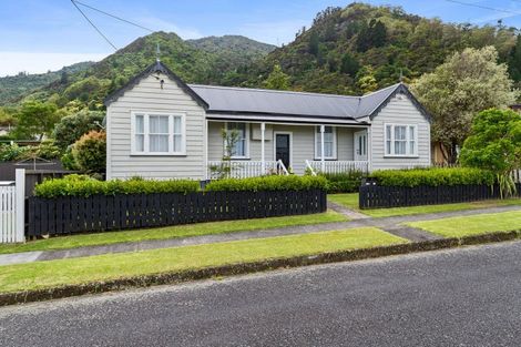 Photo of property in 20 Koromiko Street, Te Aroha, 3320