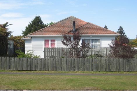 Photo of property in 4 Wallace Crescent, Glenholme, Rotorua, 3010