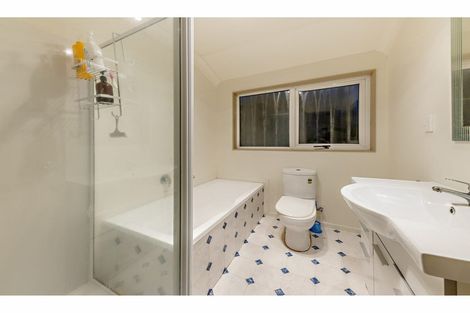 Photo of property in 67h Avenue Road, Otahuhu, Auckland, 1062