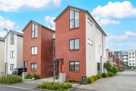 Photo of property in 10 Peihana Road, Hobsonville, Auckland, 0616