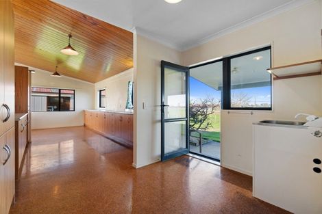 Photo of property in 52 Racecourse Road, Te Aroha, 3393
