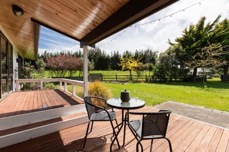 Photo of property in 47 Cowper Side Road, Dannevirke, 4976