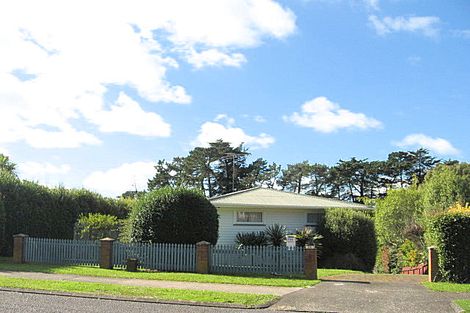Photo of property in 1/72 Ennis Avenue, Pakuranga Heights, Auckland, 2010
