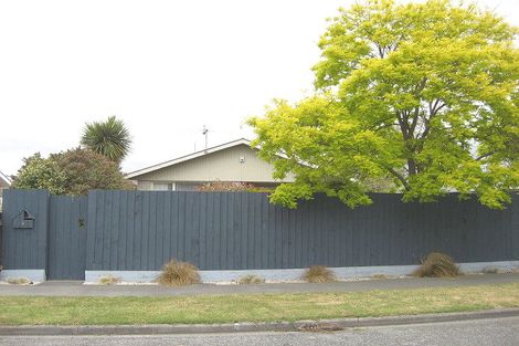 Photo of property in 3 Ingrid Street, Parklands, Christchurch, 8083