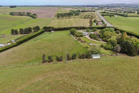 Photo of property in 1235 Maheno-herbert Road, Maheno, Oamaru, 9495