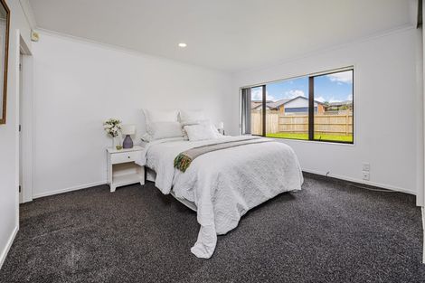 Photo of property in 329 Mahia Road, Weymouth, Auckland, 2103
