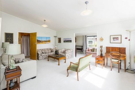 Photo of property in 11 Kiwi Street, Heretaunga, Upper Hutt, 5018