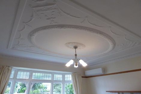 Photo of property in 22 Saint Albans Grove, Woburn, Lower Hutt, 5010