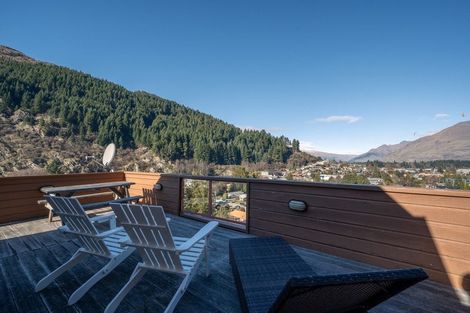 Photo of property in 8b Kiely Lane, Queenstown, 9300