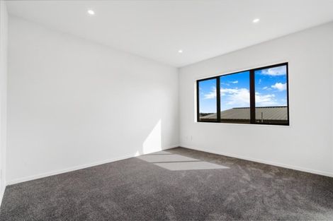 Photo of property in 124 Parkview Drive, Gulf Harbour, Whangaparaoa, 0930