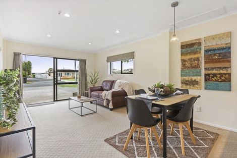 Photo of property in 32 Grosvenor Street, Cambridge, 3434