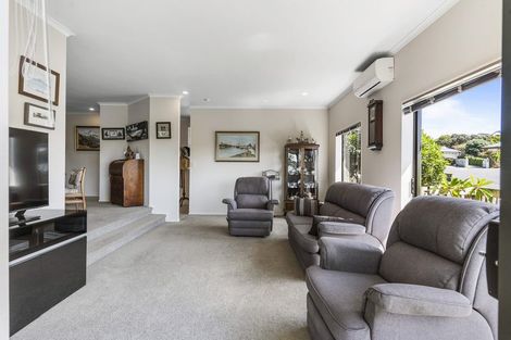 Photo of property in 61 Motutapu Avenue, Manly, Whangaparaoa, 0930