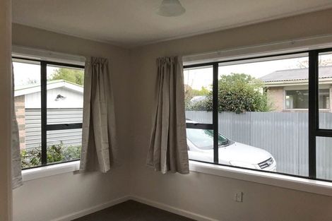 Photo of property in 47 Liverton Crescent, Bishopdale, Christchurch, 8053