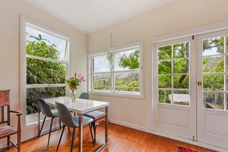 Photo of property in 74 Locking Street, Nelson South, Nelson, 7010