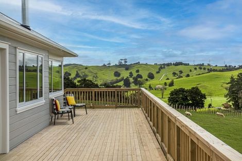 Photo of property in 5150b Kaipara Coast Highway, Wellsford, 0972