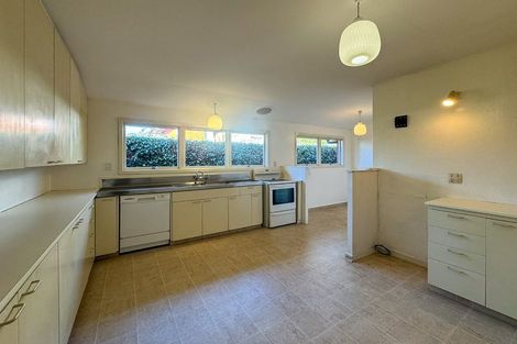 Photo of property in 11 Tuirau Place, Ilam, Christchurch, 8041