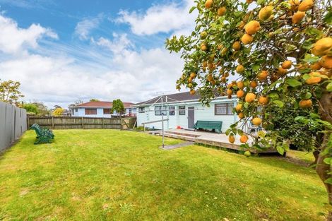 Photo of property in 452 Porchester Road, Randwick Park, Auckland, 2105
