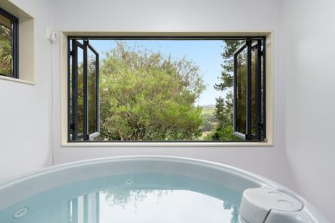 Photo of property in 19 Stableford Drive, Pyes Pa, Tauranga, 3112