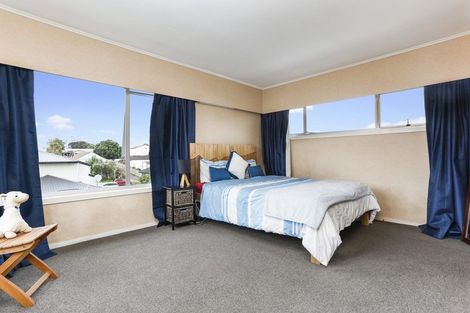 Photo of property in 939 Beach Road, Torbay, Auckland, 0630
