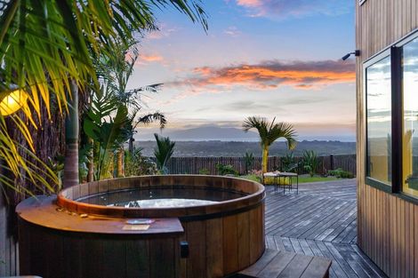 Photo of property in 14 Wilson Way, Waikanae, 5036