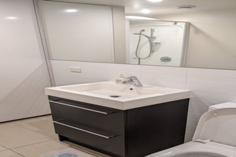 Photo of property in Nouvo Apartments, 2h/21 Rugby Street, Mount Cook, Wellington, 6021